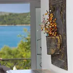 Sea Breeze - Front Sea Apartment *