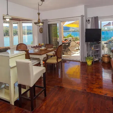 Sea Breeze - Front Sea Apartment Zaboric